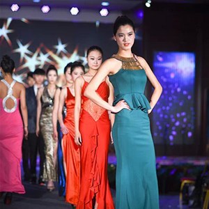 璞色”2015郭璞藝術中心新春匯報演出____南陽新形象攝影化妝美容學校應邀為協辦單位