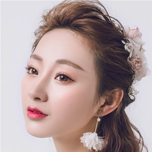 新手如何化妝？初學化妝需謹慎