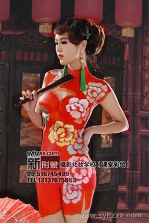 學員人體彩繪展示